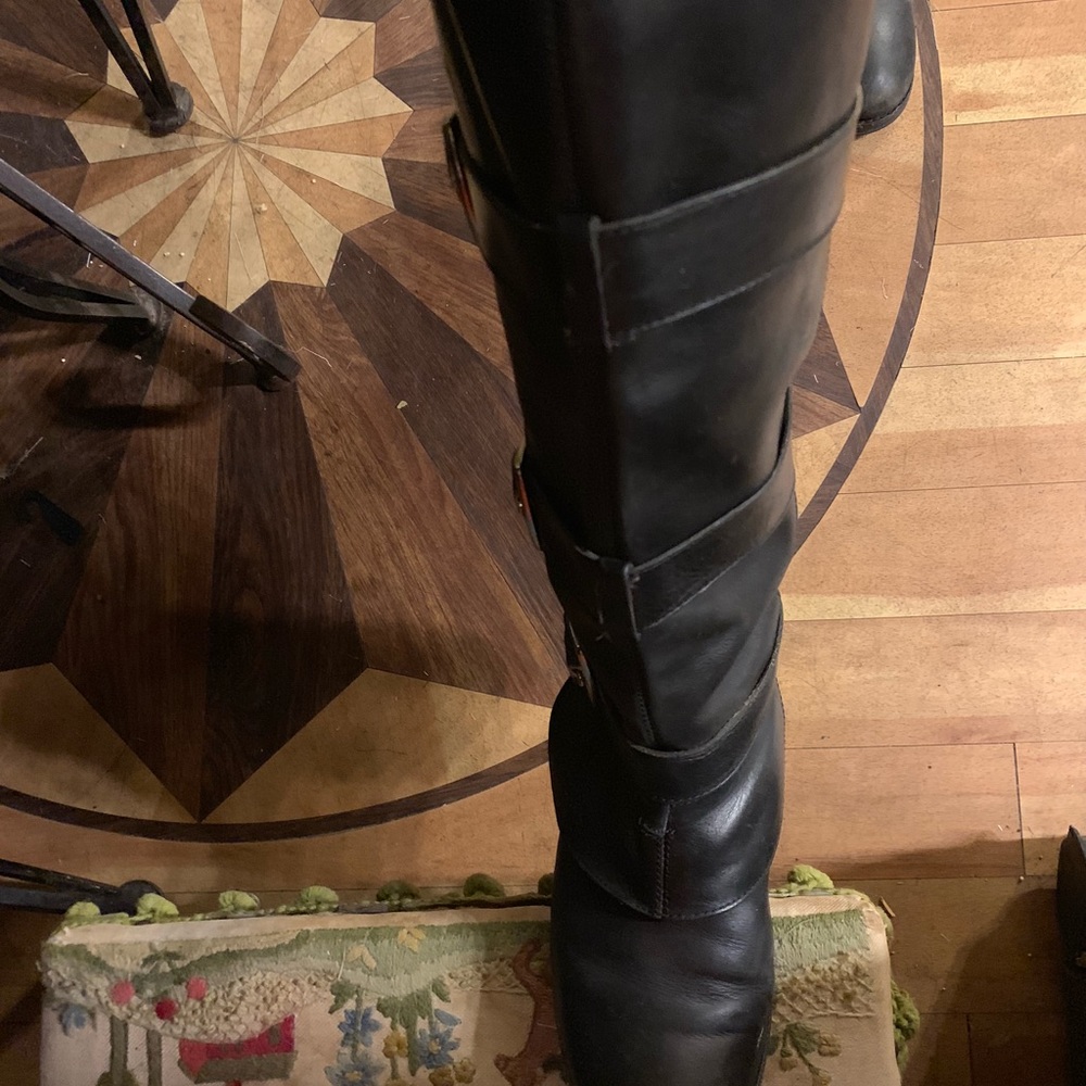 Gorgeous Coach “Jordan” Riding Boots‎ - Picture 3 of 7